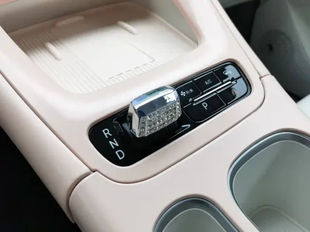 Geely Starry Wish — Фото автомобиля 13