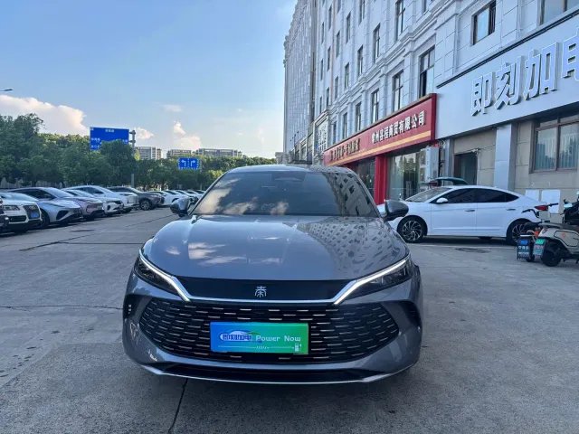 BYD Qin L — Фото автомобиля 2