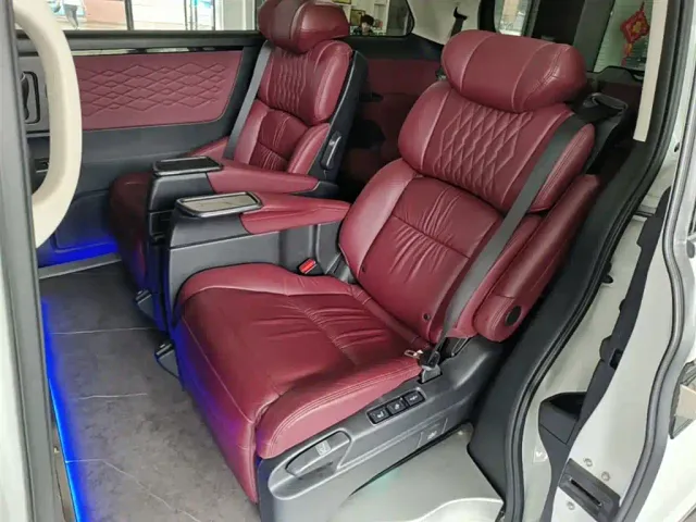 Honda Elysion — Фото автомобиля 16