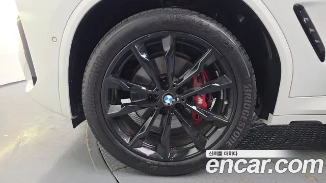 BMW X4 xDrive20i M Sport Pro Special Edition — Фото автомобиля 4