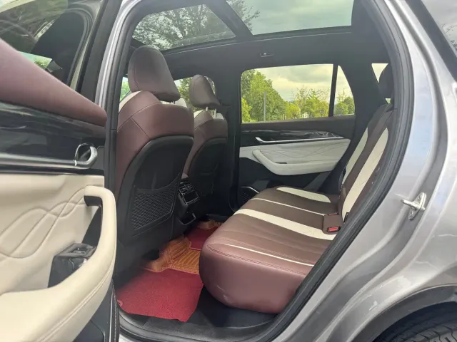 Geely Xingyue L — Фото автомобиля 10