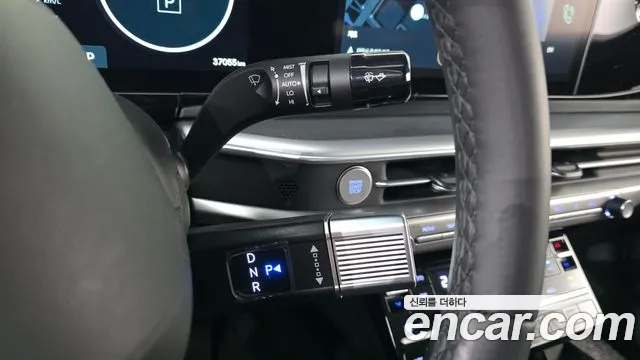 Hyundai Grandeur GN7 — Фото автомобиля 9