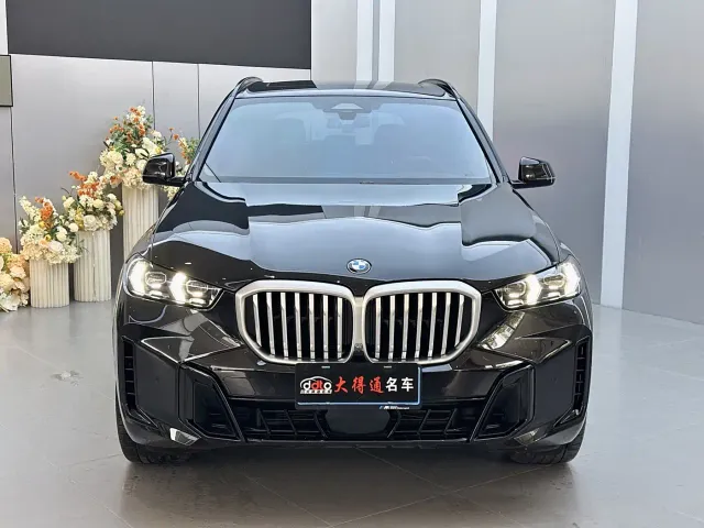BMW X5 — Фото автомобиля 2