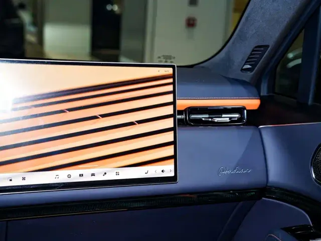 ZEEKR Zeekr 9X 2025 Model Gloss Black Edition — Фото автомобиля 29