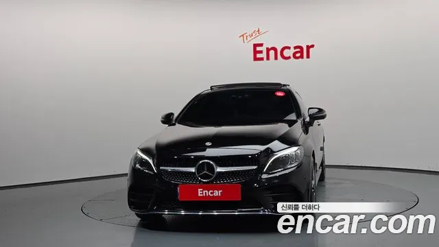 Mercedes-Benz C-Class — Фото автомобиля 3