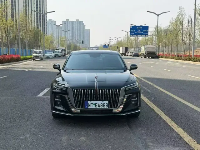 Hongqi H5 — Фото автомобиля 2