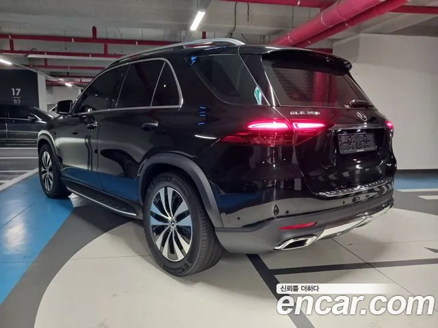 Mercedes-Benz GLE-Class — Фото автомобиля 6