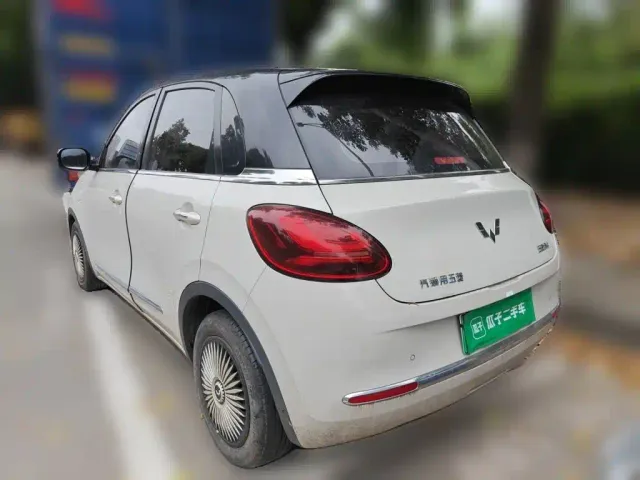 Wuling Bingo — Фото автомобиля 4