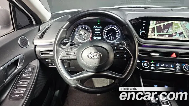 Hyundai Sonata — Фото автомобиля 19