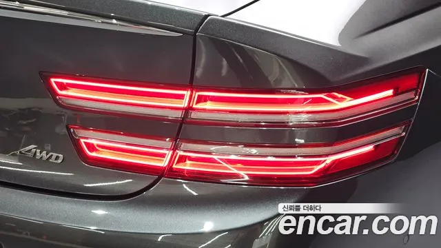 Genesis G80 Бензин 2.5 турбо AWD — Фото автомобиля 23