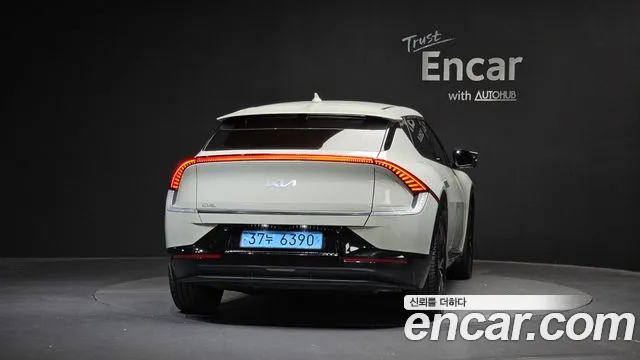 Kia EV6 — Фото автомобиля 3