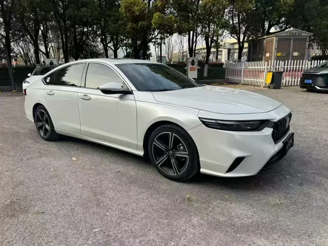 Honda Inspire — Фото автомобиля 3