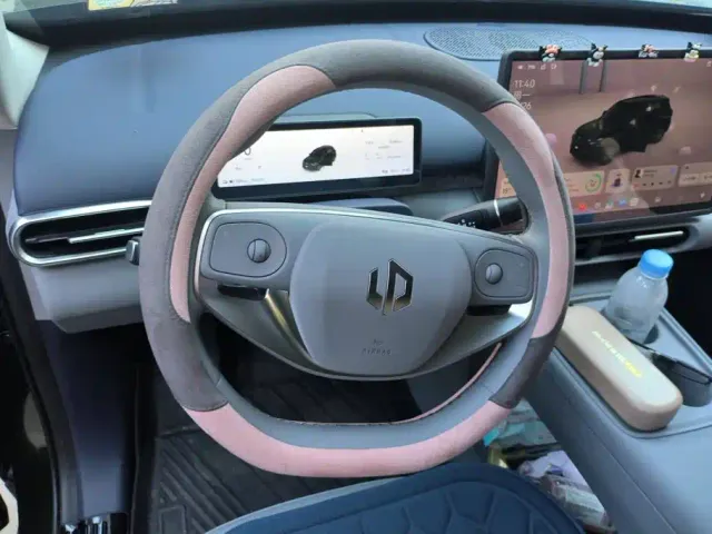 Leapmotor A10 — Фото автомобиля 15