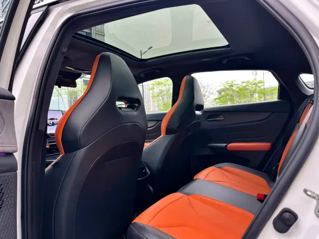 Changan Changan UNI-V 2025 2.0T Sport Version — Фото автомобиля 7