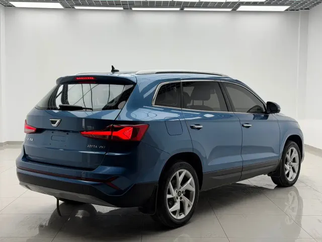 Jetta VS7 — Фото автомобиля 5