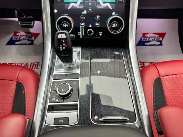 Land Rover Range Rover Sport — Фото автомобиля 12