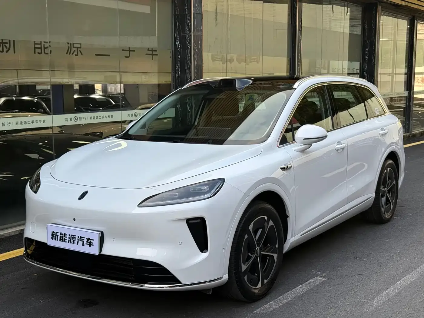 Фотография автомобиля — Shangjie Shangjie SUV