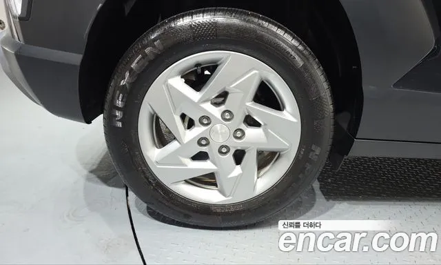 Hyundai Kona — Фото автомобиля 5