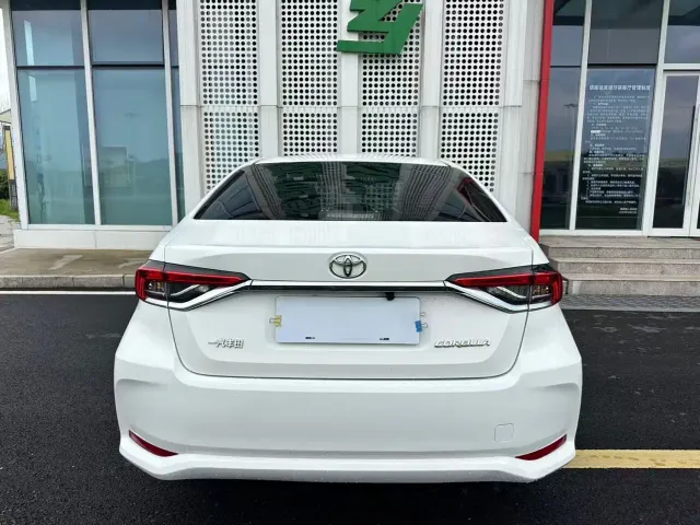 Toyota Corolla — Фото автомобиля 27