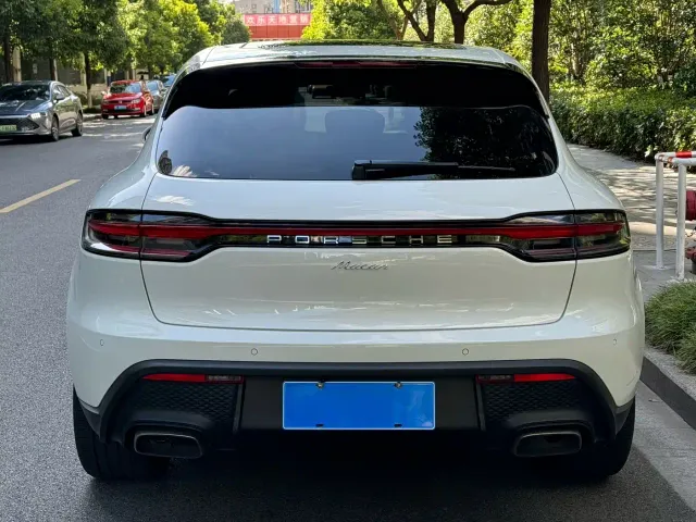 Porsche Macan — Фото автомобиля 3