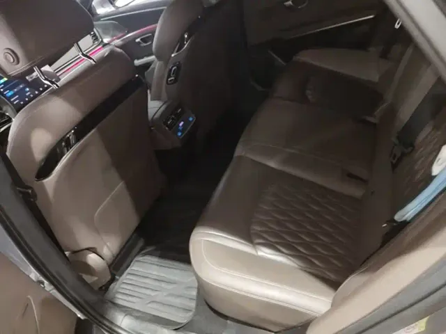 BYD Han — Фото автомобиля 16