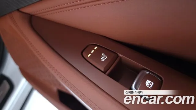 Kia K8 The New K8 2.5 Бензин 2WD — Фото автомобиля 18