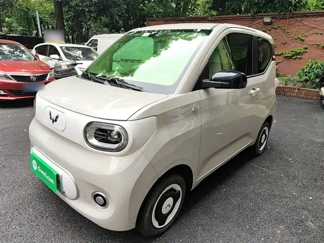 Фотография автомобиля — Wuling Hongguang Mini EV
