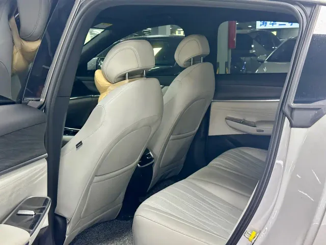 Changan Qiyuan A07 — Фото автомобиля 6