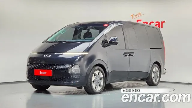 Фотография автомобиля — Hyundai Staria