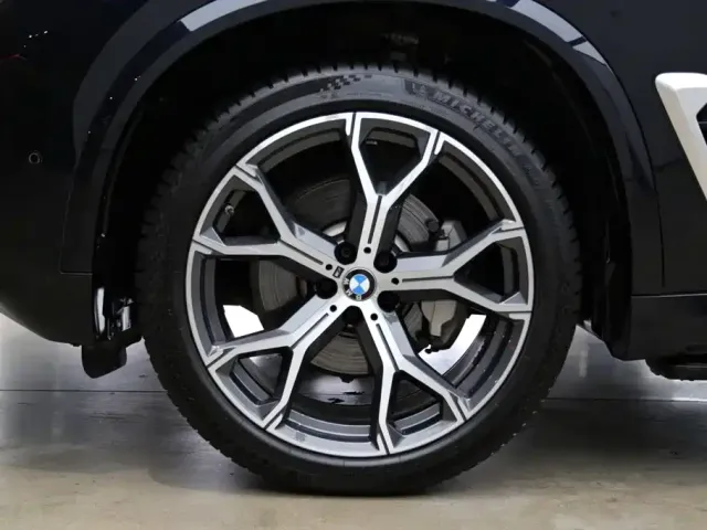 BMW X5 — Фото автомобиля 28