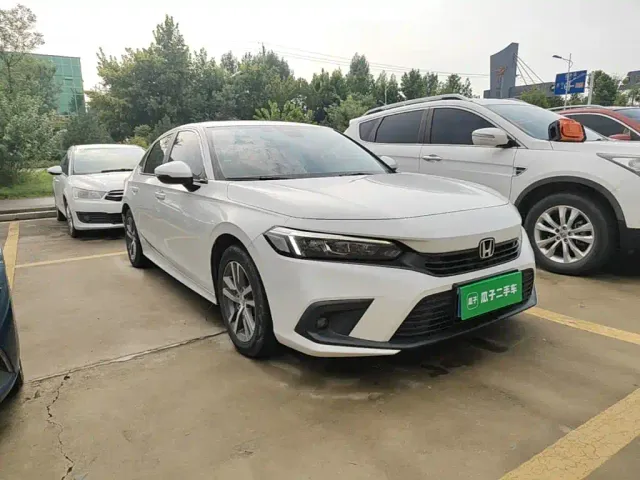 Honda Civic — Фото автомобиля 3