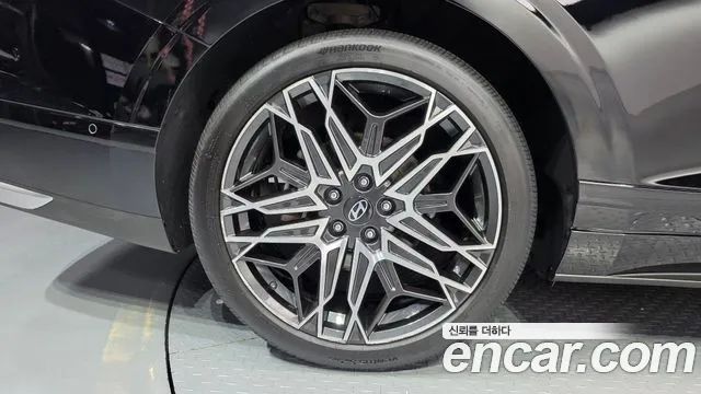 Hyundai Grandeur GN7 — Фото автомобиля 5