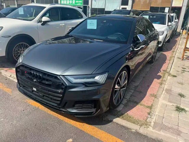 Фотография автомобиля — Audi S6