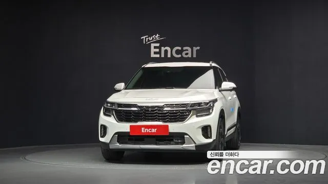 Kia Seltos Бензин 1.6 турбо 2WD — Фото автомобиля 3