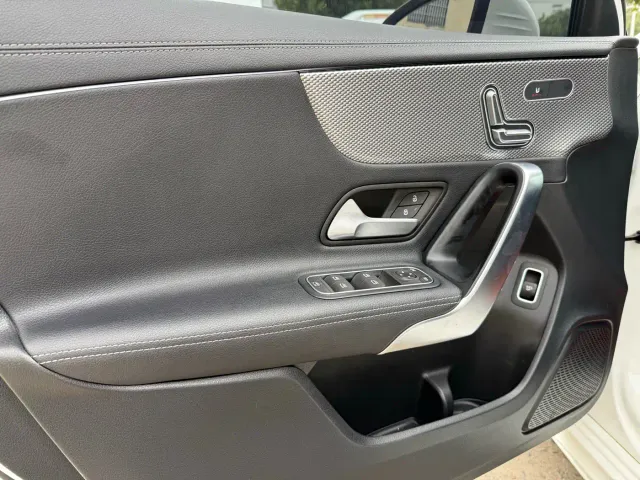 Mercedes-Benz A-Class — Фото автомобиля 8
