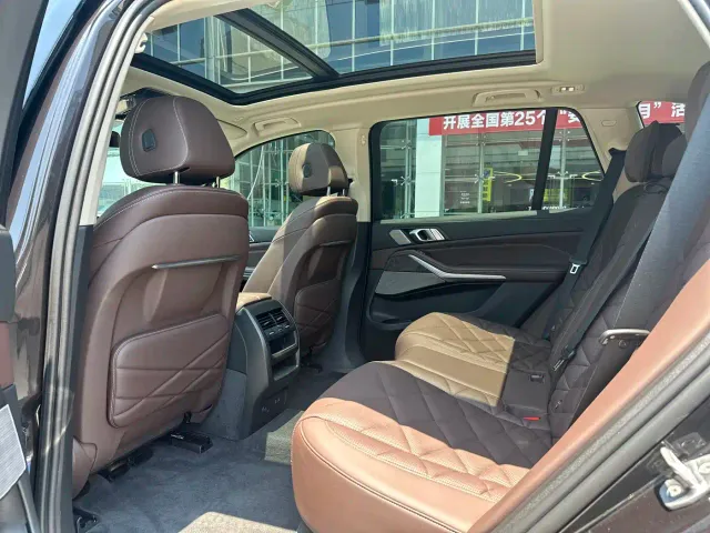 BMW X5 — Фото автомобиля 5