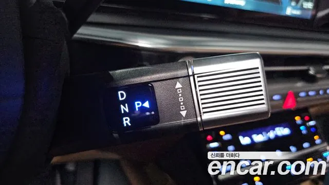 Hyundai Grandeur GN7 — Фото автомобиля 9