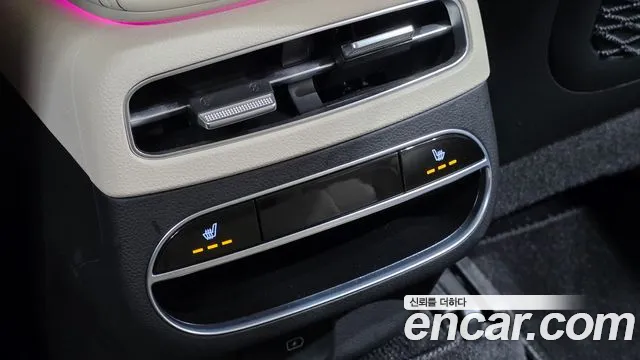 Genesis GV70 2.5T Бензин 2WD — Фото автомобиля 18