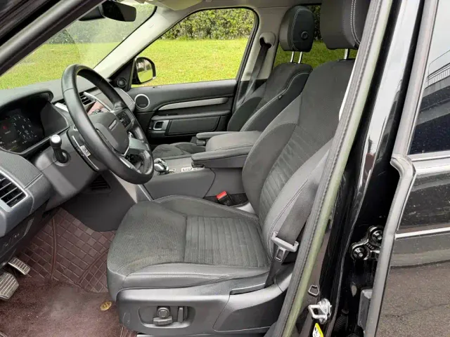 Land Rover Discovery — Фото автомобиля 8