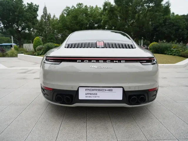 Porsche 911 — Фото автомобиля 18