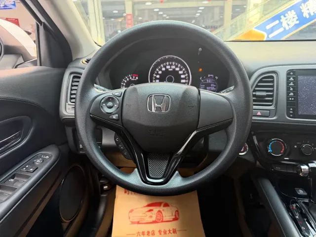 Honda Vezel — Фото автомобиля 12