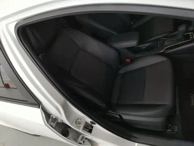 Toyota Corolla — Фото автомобиля 24