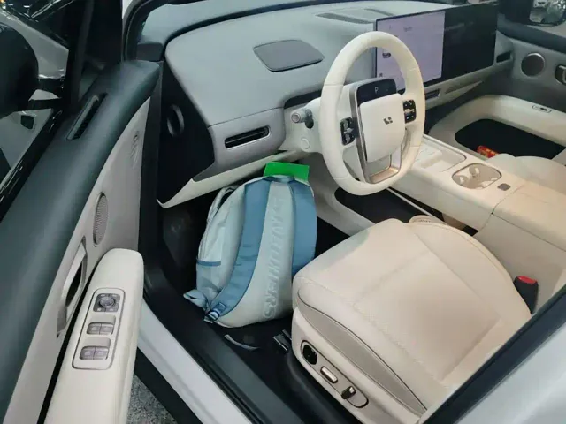 Li Auto i6 — Фото автомобиля 15