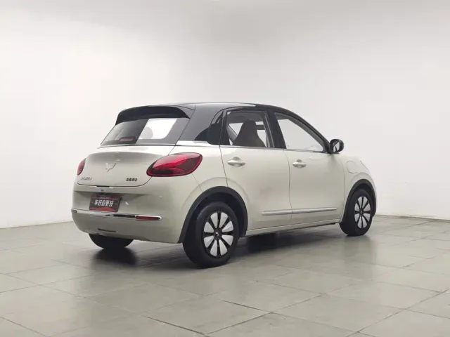 Wuling Bingo — Фото автомобиля 2