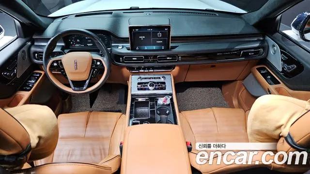 Lincoln Aviator 2nd Gen — Фото автомобиля 7