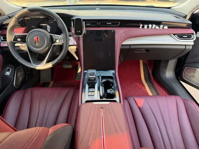 Hongqi H5 — Фото автомобиля 6
