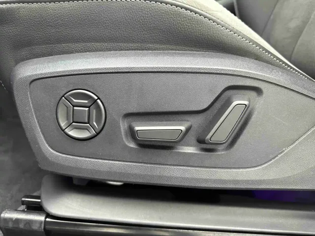 Audi Q3 — Фото автомобиля 11