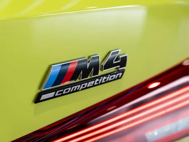 BMW M4 — Фото автомобиля 16