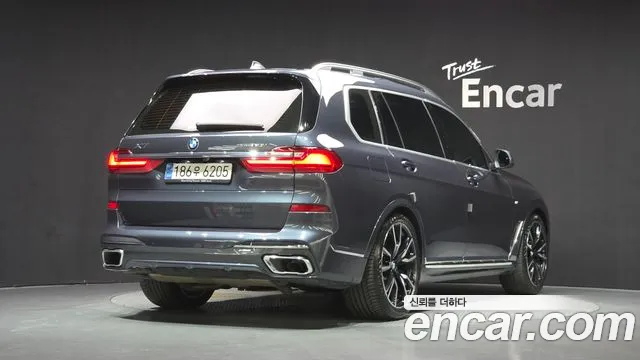 BMW X7 G07 — Фото автомобиля 2