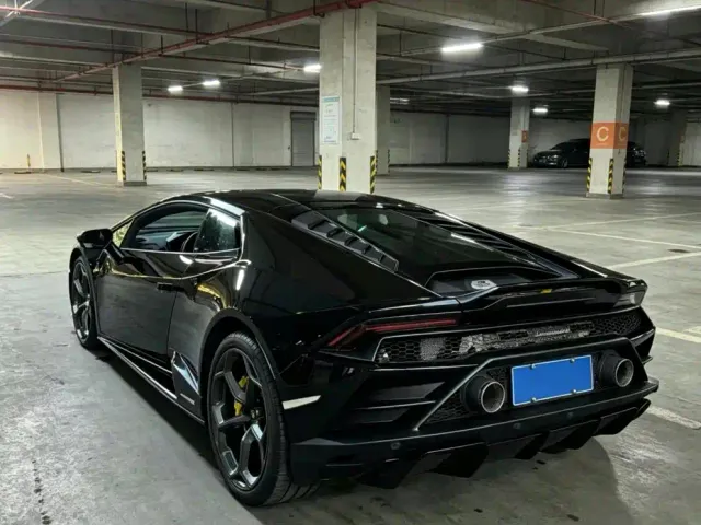 Lamborghini Huracan — Фото автомобиля 2